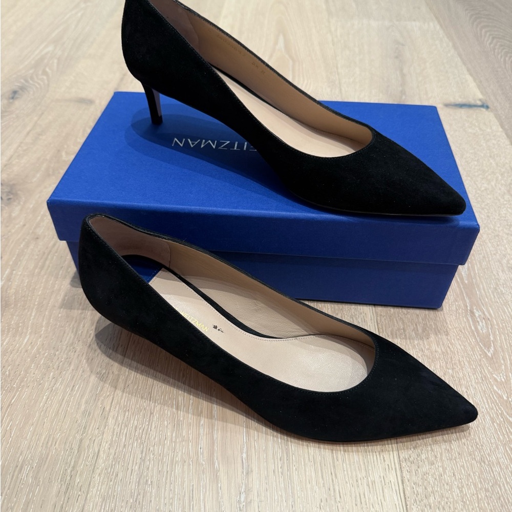 NEW Stuart Weitzman Classic Black Heels